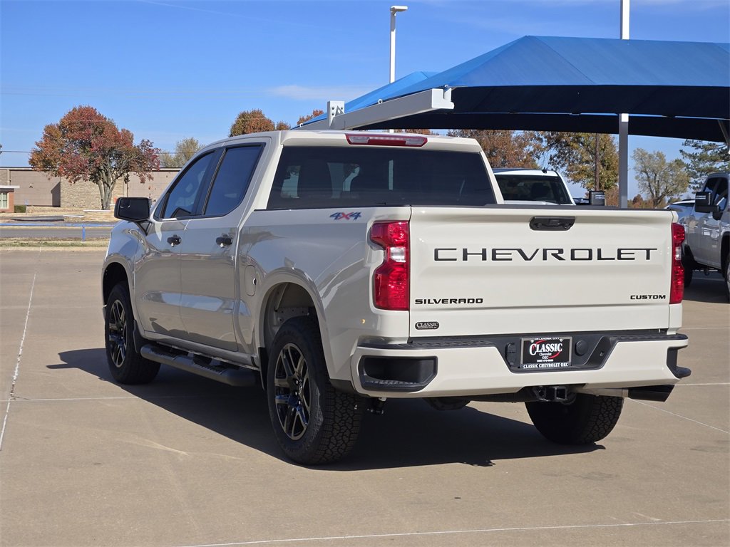 2026 Chevrolet Silverado Custom photo 3