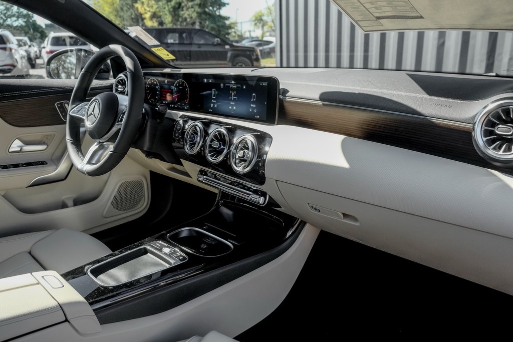 2026 Mercedes Benz CLA 250 4MATIC photo 19
