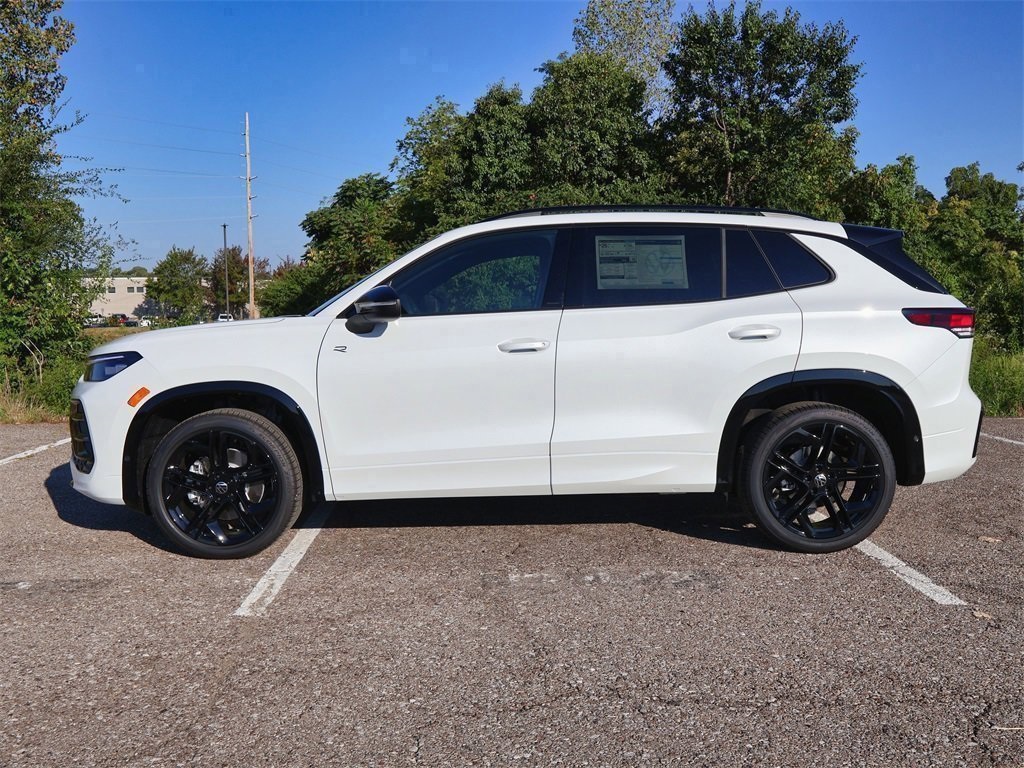 2025 Volkswagen Tiguan SE R-Line Black photo 2
