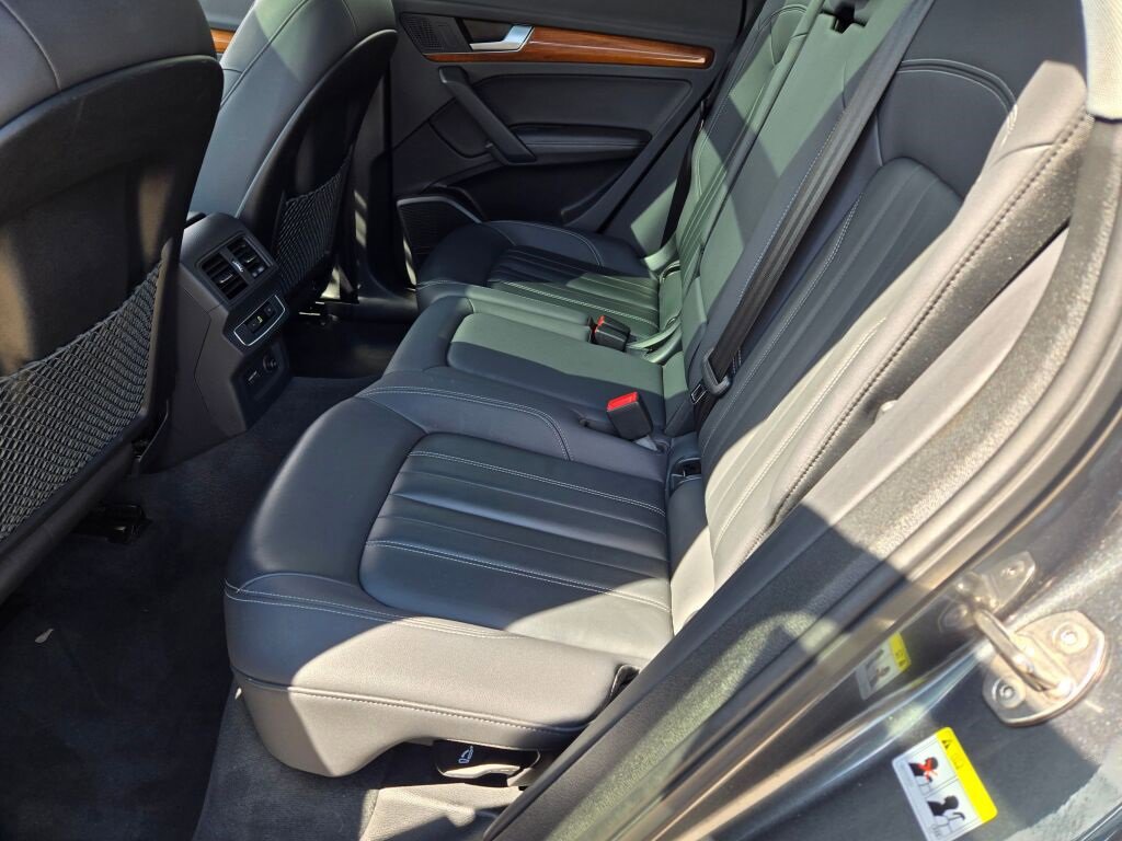 2023 Audi Q5 45 S line Premium Plus photo 14