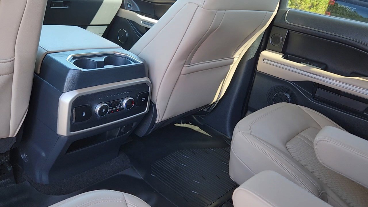 2023 Ford Expedition MAX Limited photo 15
