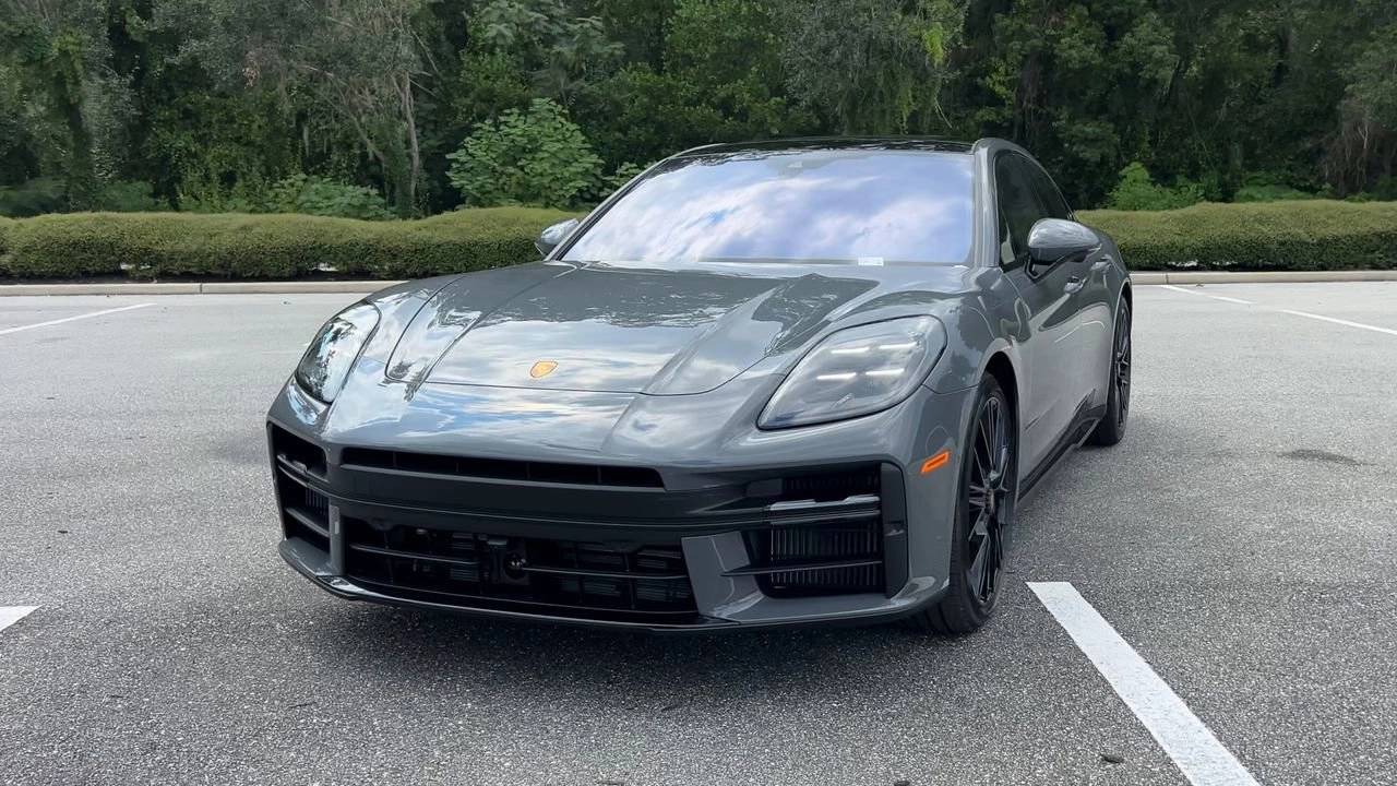 2026 Porsche Panamera GTS photo 3