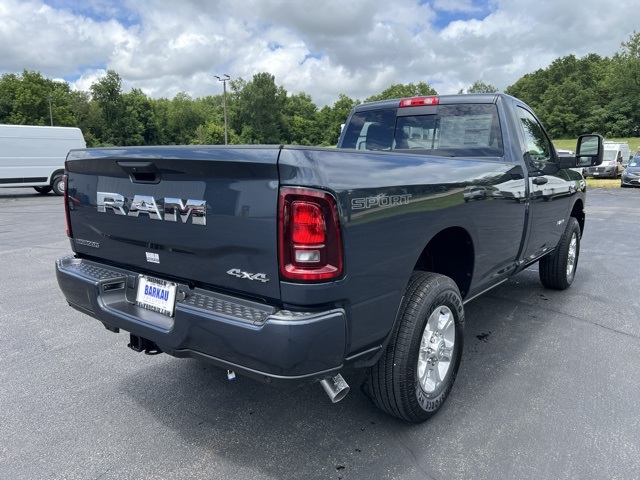 2025 Ram 2500 Big Horn photo 3