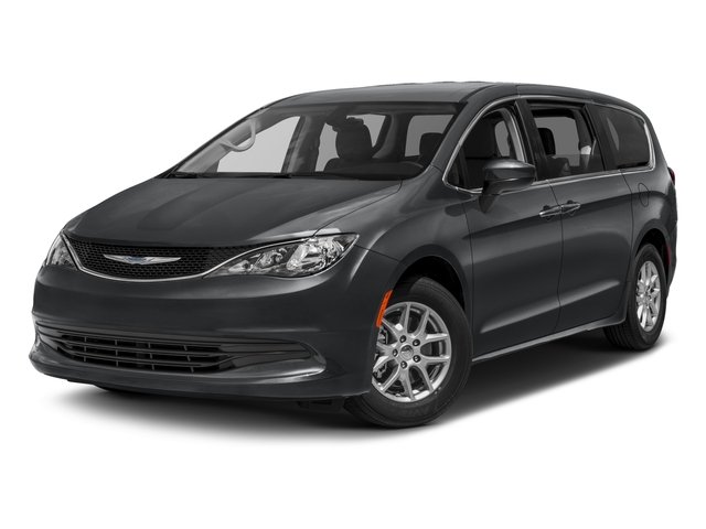 2017 Chrysler Pacifica Touring's photo