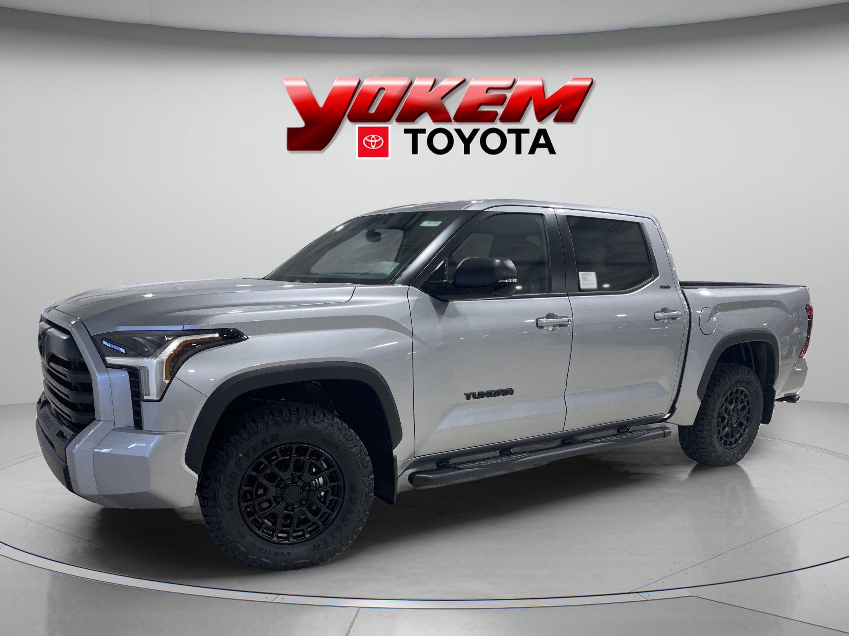 2026 Toyota Tundra SR5's photo