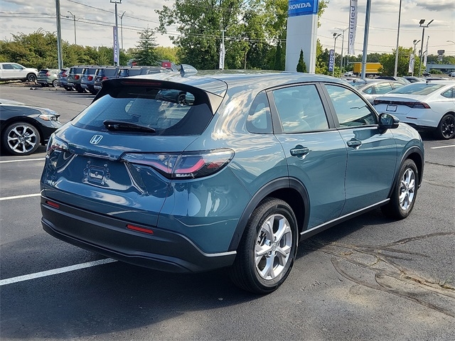 2024 Honda HR-V LX photo 4