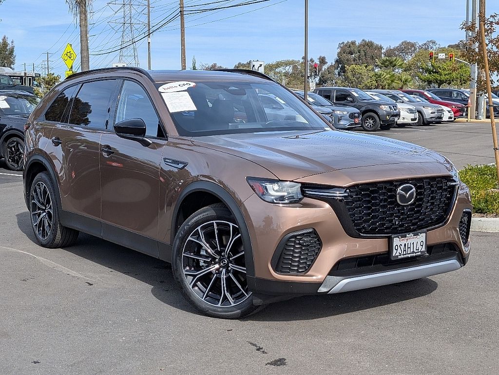 2025 Mazda CX-70 Premium Plus photo 2