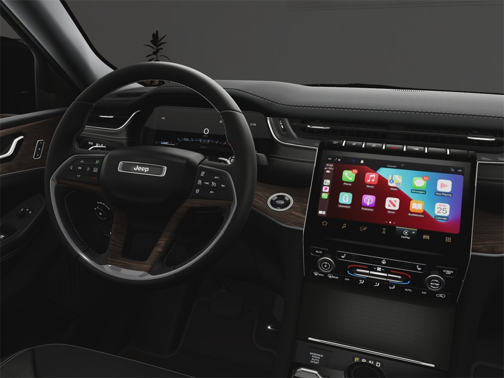 2025 Jeep Grand Cherokee Limited photo 18