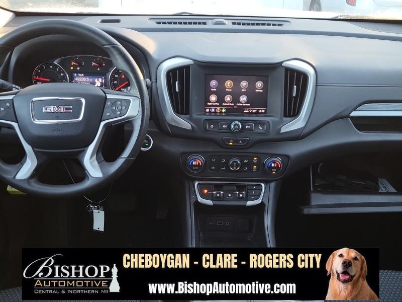 2023 Gmc Terrain SLE photo 3
