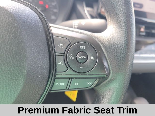 2023 Toyota Corolla LE photo 4