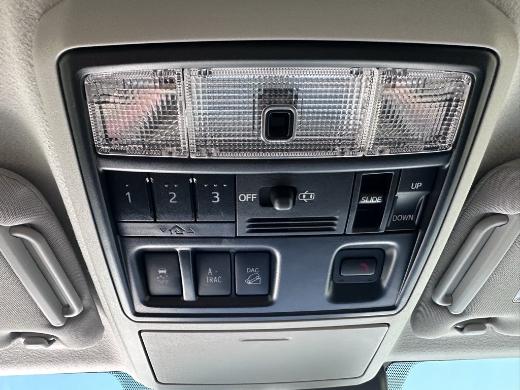 2024 Toyota 4Runner SR5 Premium photo 23