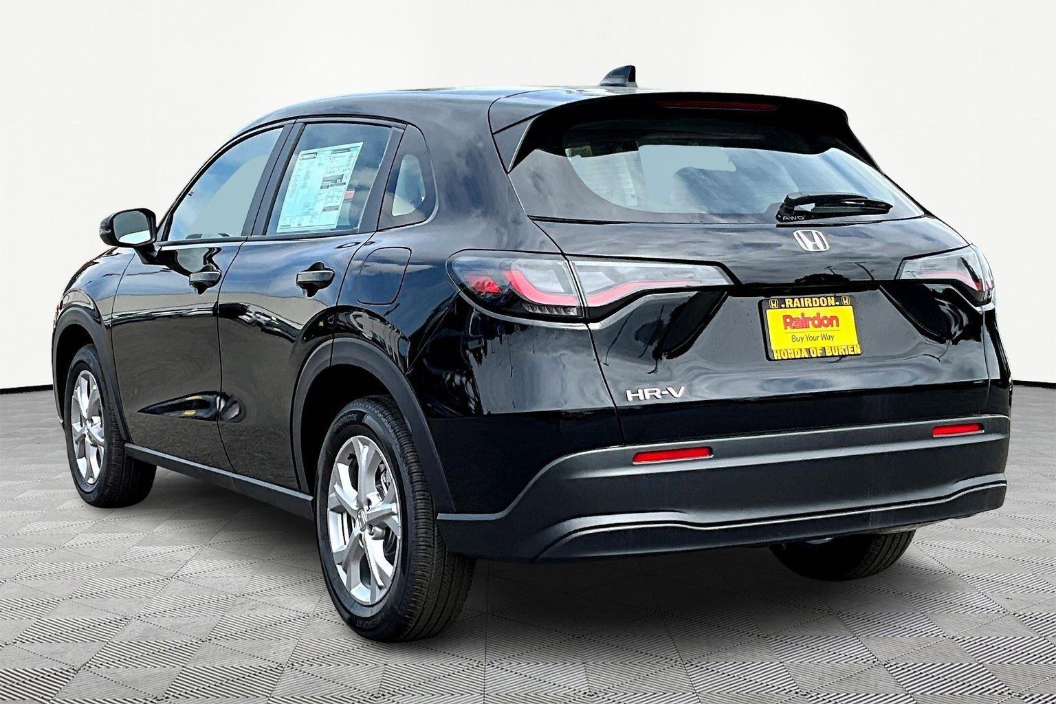 2025 Honda HR-V LX photo 3
