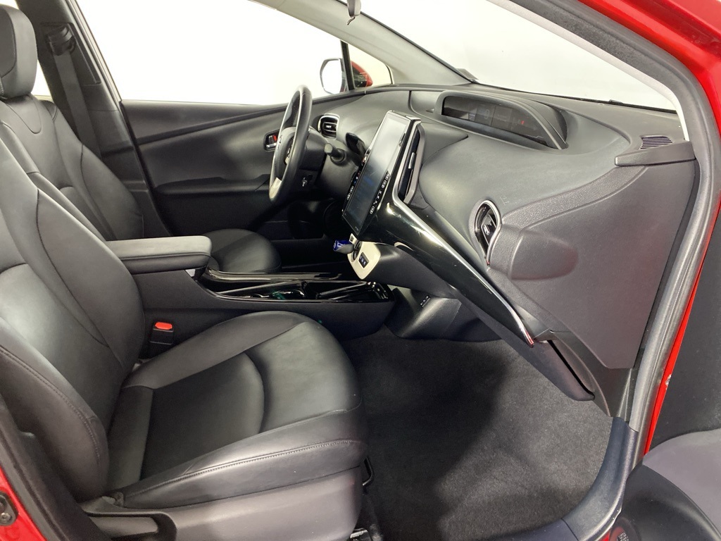 2017 Toyota Prius Prime Premium photo 29