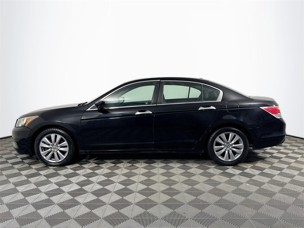 Used 2011 Honda Accord EX-L V6 with VIN 1HGCP3F84BA000749 for sale in Eau Claire, WI