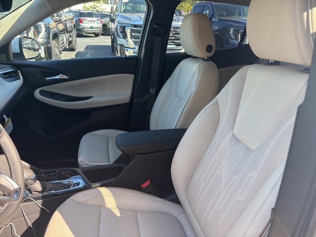 2026 Buick Encore GX Avenir photo 12