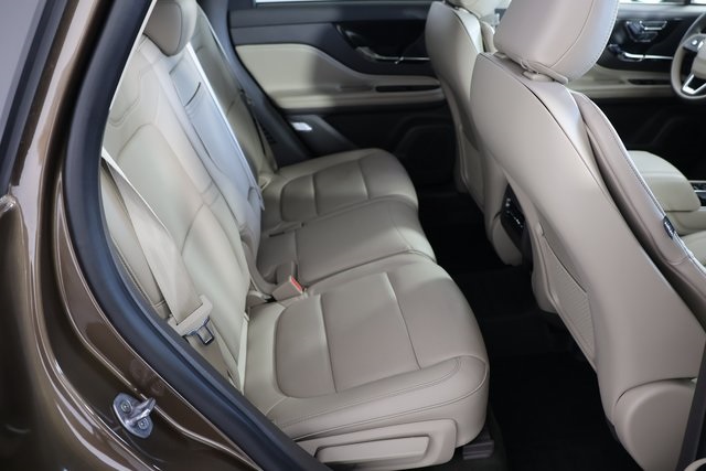 2022 Lincoln Corsair Standard photo 23