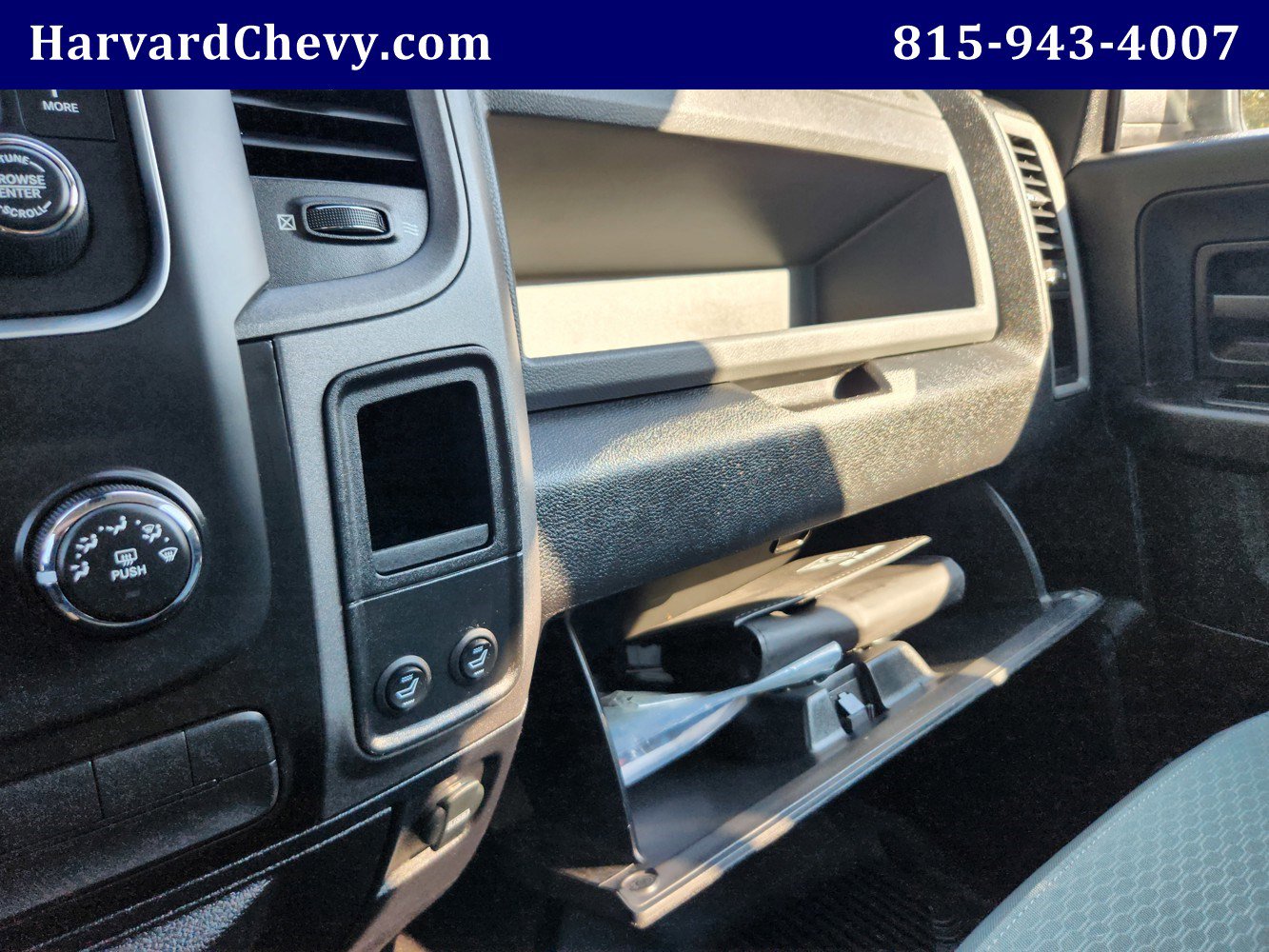 2018 Ram 1500 Express photo 11