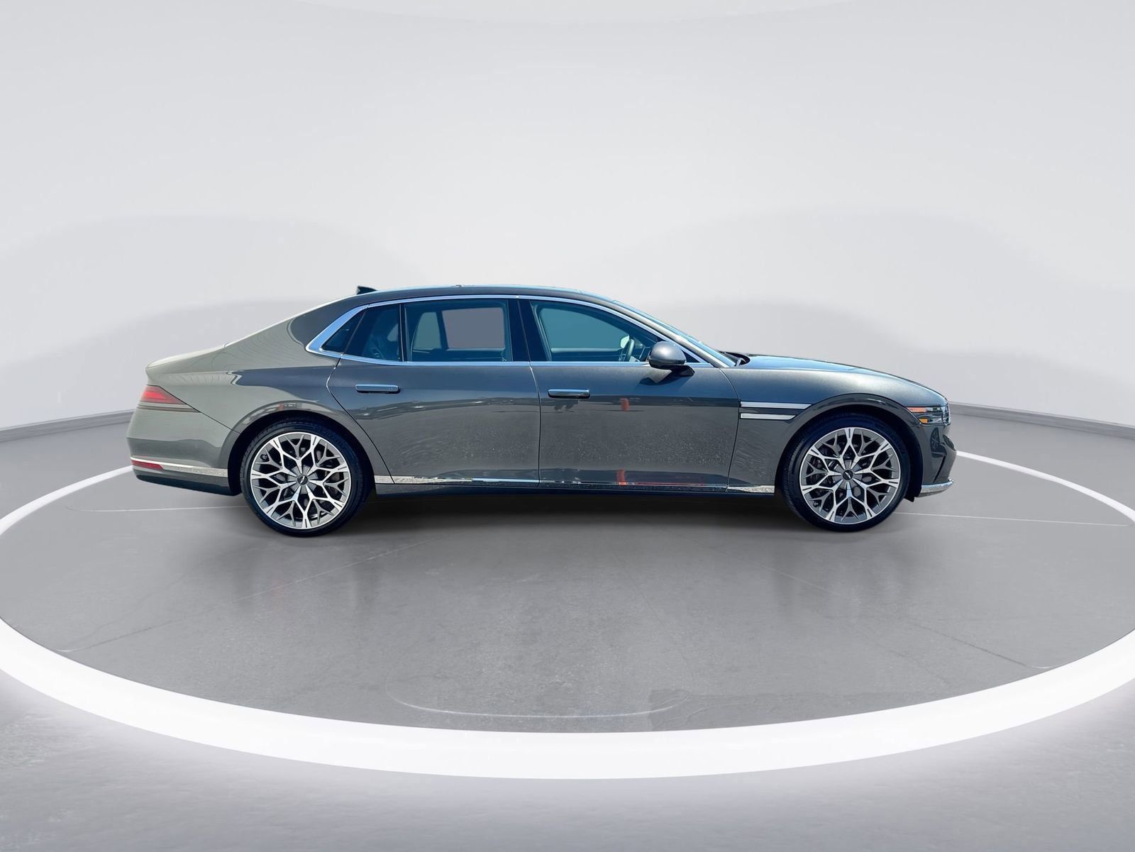 2024 Genesis G90 3.5T E-Supercharger photo 9