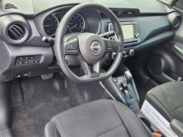 2025 Nissan Kicks Play S photo 12