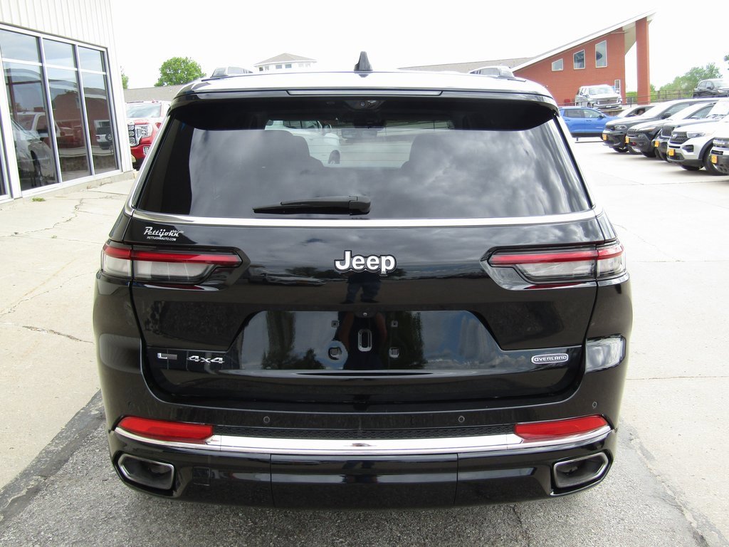 2022 Jeep Grand Cherokee Overland photo 3