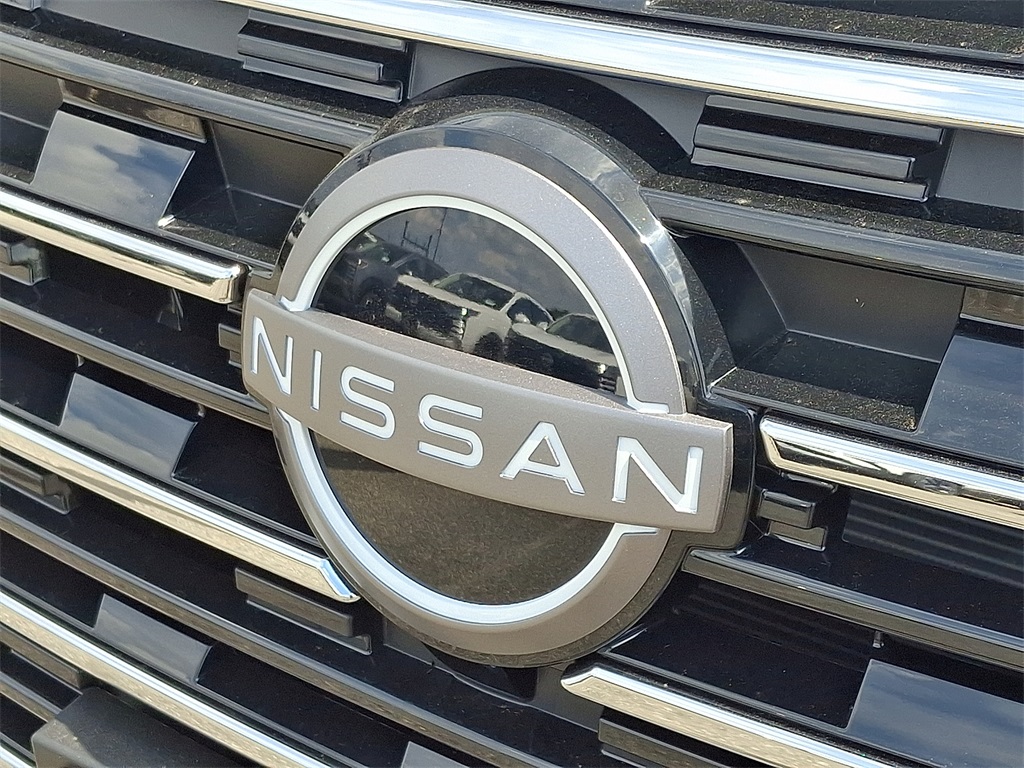 2026 Nissan Rogue SV photo 5