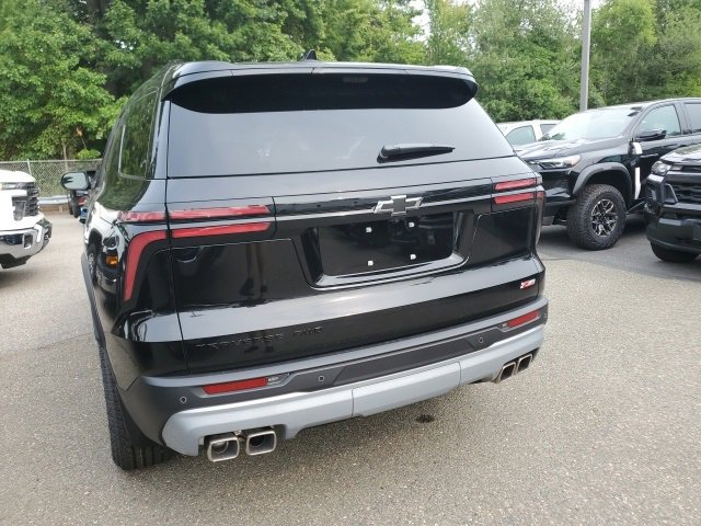 2026 Chevrolet Traverse Z71 photo 3