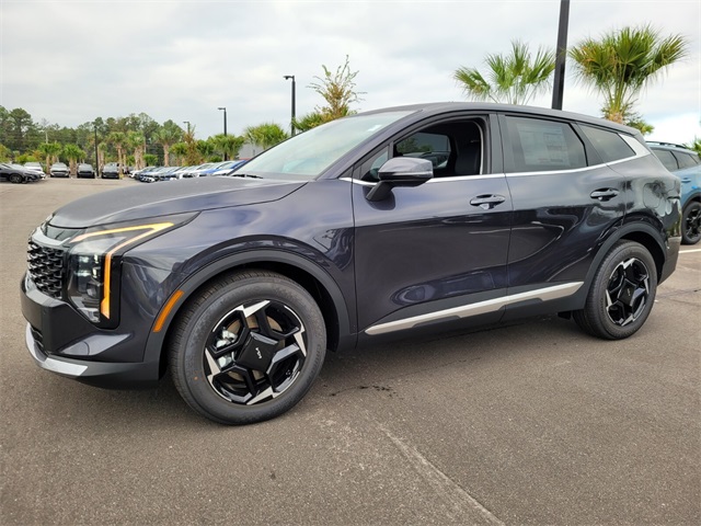 2026 Kia Sportage EX photo 3
