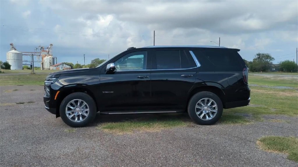 2025 Chevrolet Tahoe Premier photo 4