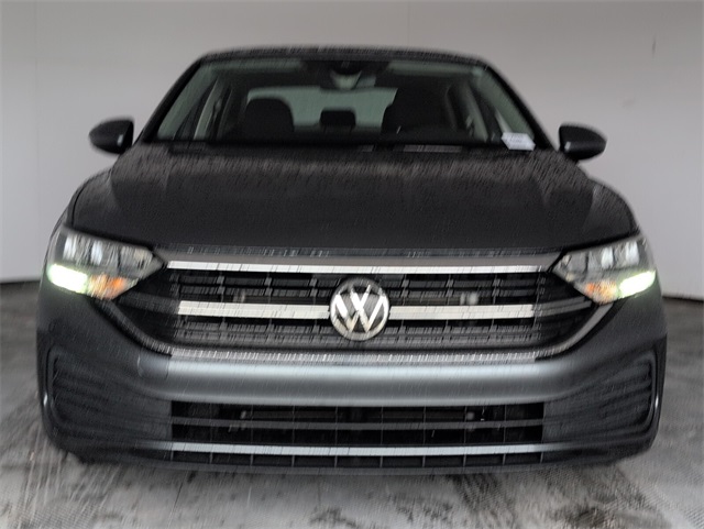 2022 Volkswagen Jetta 1.5T S photo 2