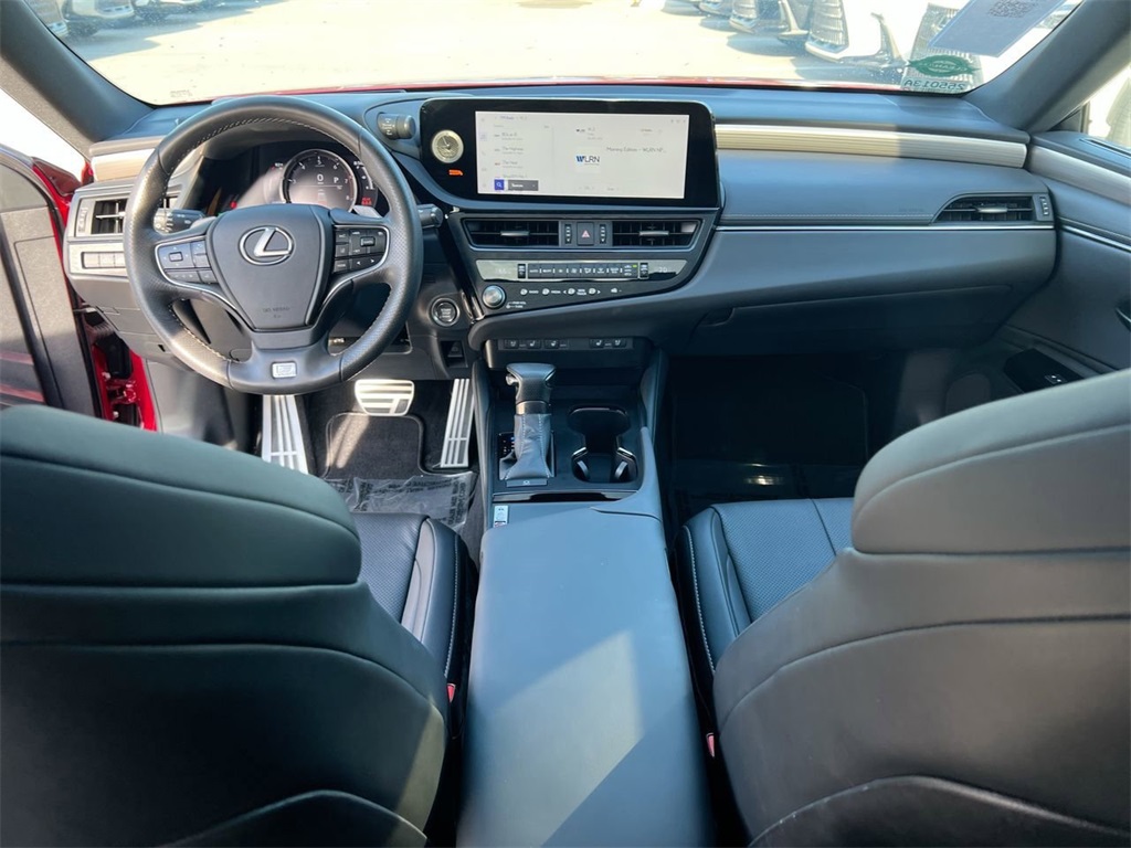 2023 Lexus ES 350 F SPORT photo 19