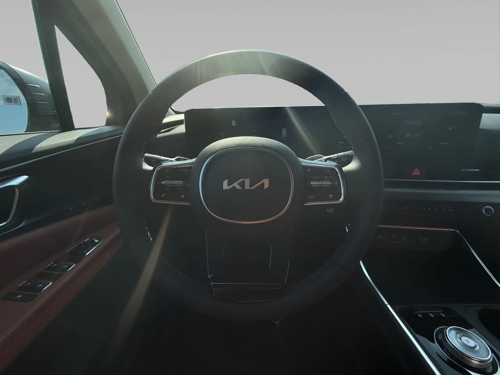 2026 Kia Carnival SX photo 12