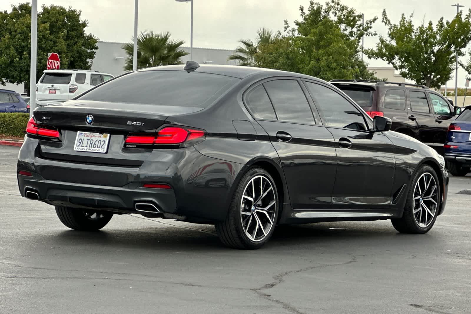 2021 Bmw 540i xDrive photo 2