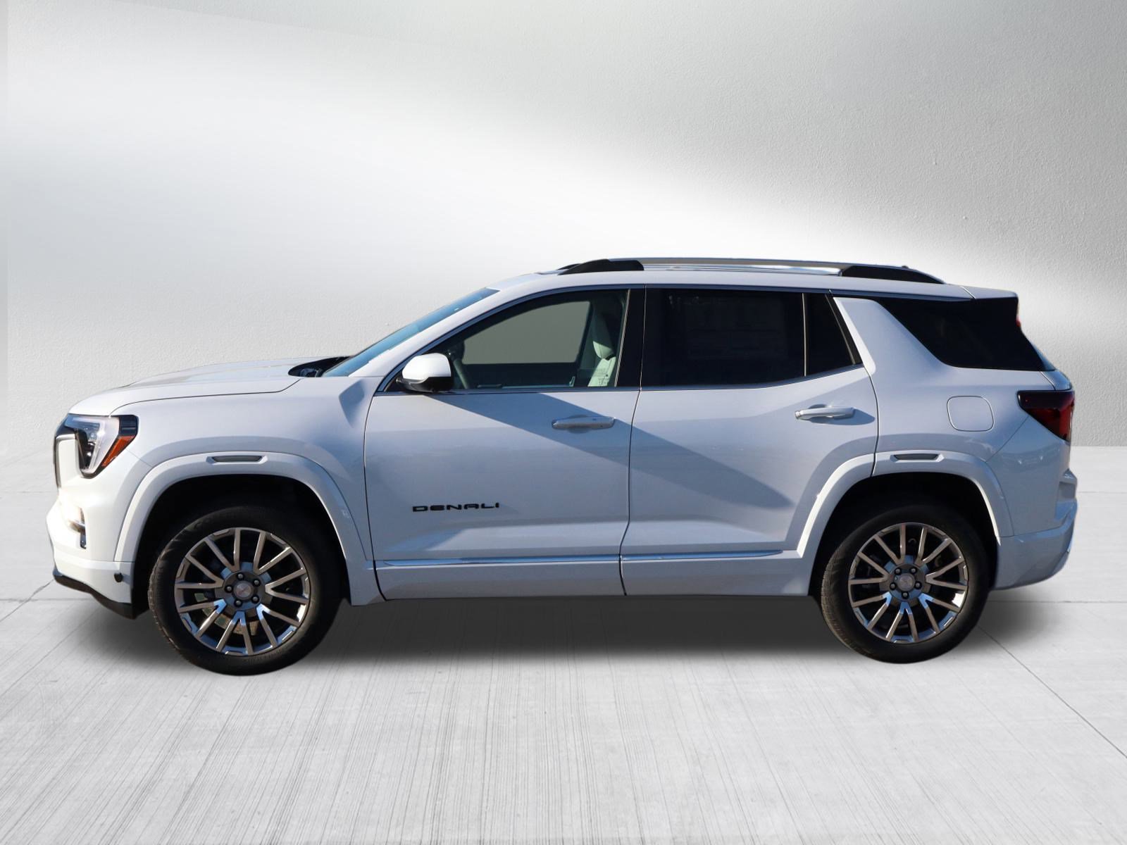 2026 Gmc Terrain Denali photo 3