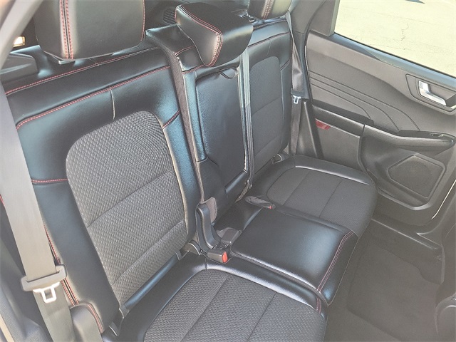 2025 Ford Escape ST-Line photo 25