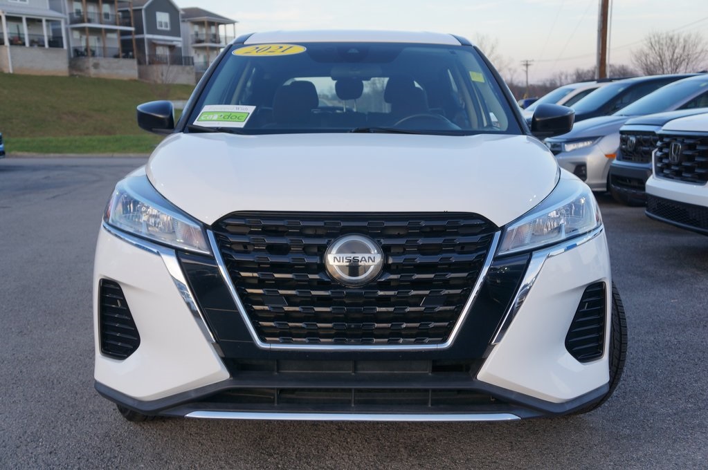 2021 Nissan Kicks S photo 3