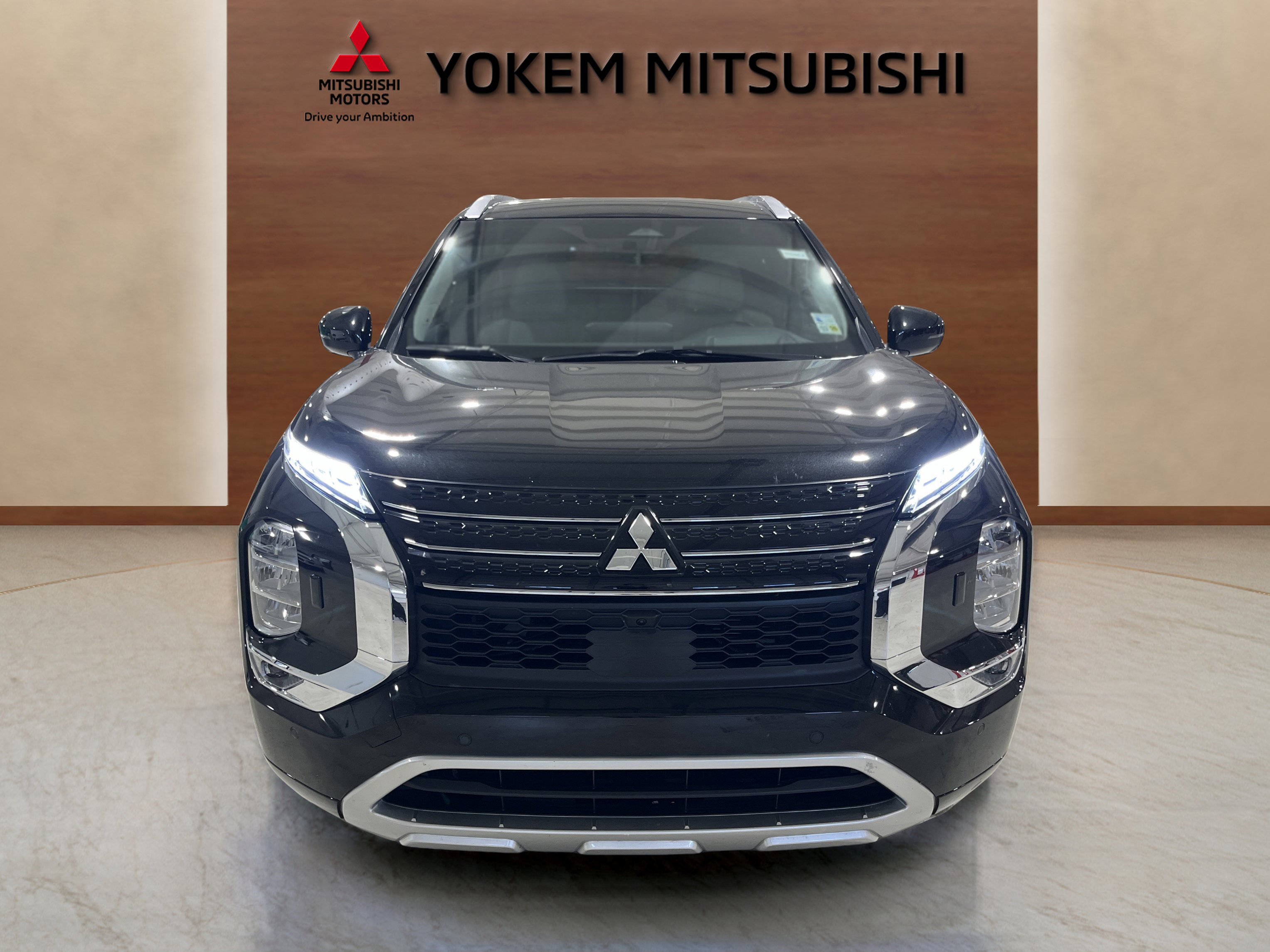 2024 Mitsubishi Outlander PHEV SEL photo 7