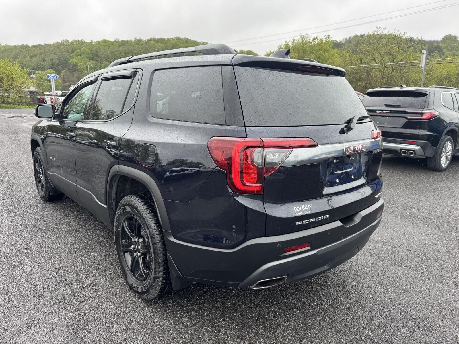 2022 Gmc Acadia AT4 photo 3