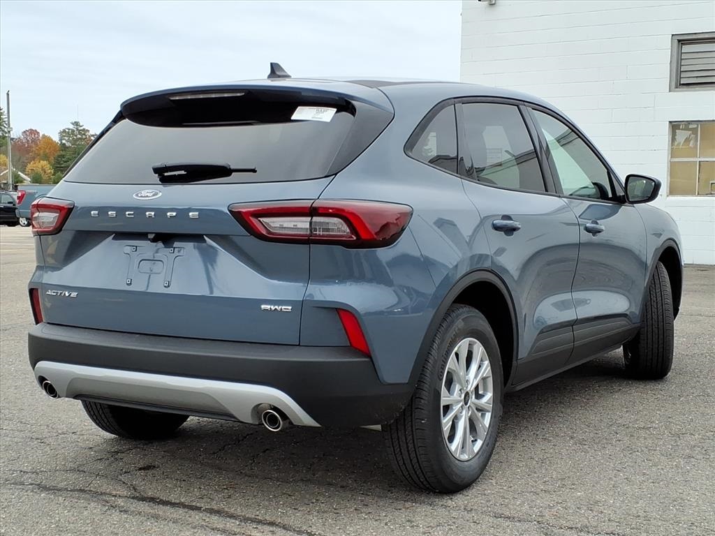 2026 Ford Escape Active photo 4