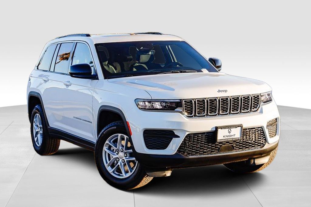 2025 Jeep Grand Cherokee Laredo X photo 2