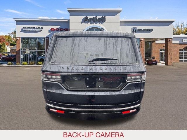 2024 Jeep Grand Wagoneer L III photo 4