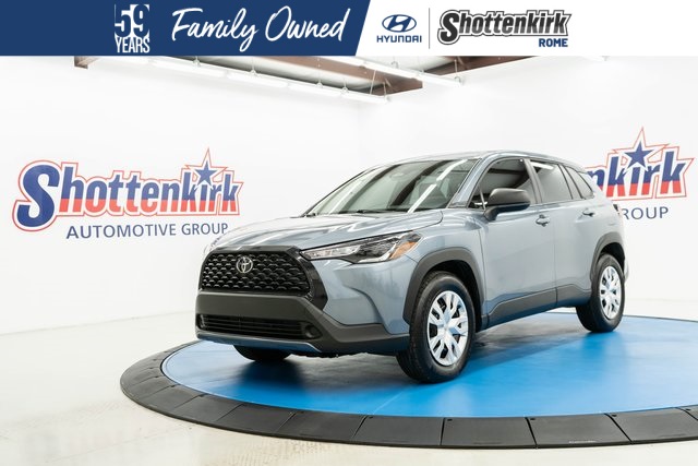 2025 Toyota Corolla Cross L's photo