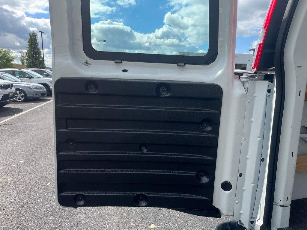 2023 Gmc Savana 2500 Cargo photo 21