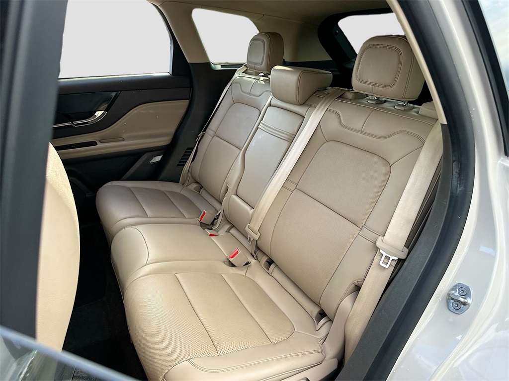 2022 Lincoln Corsair Grand Touring photo 23