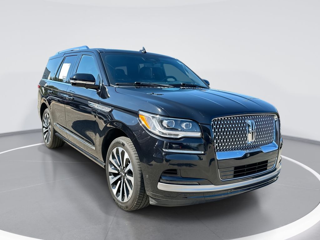 2022 Lincoln Navigator Reserve's photo
