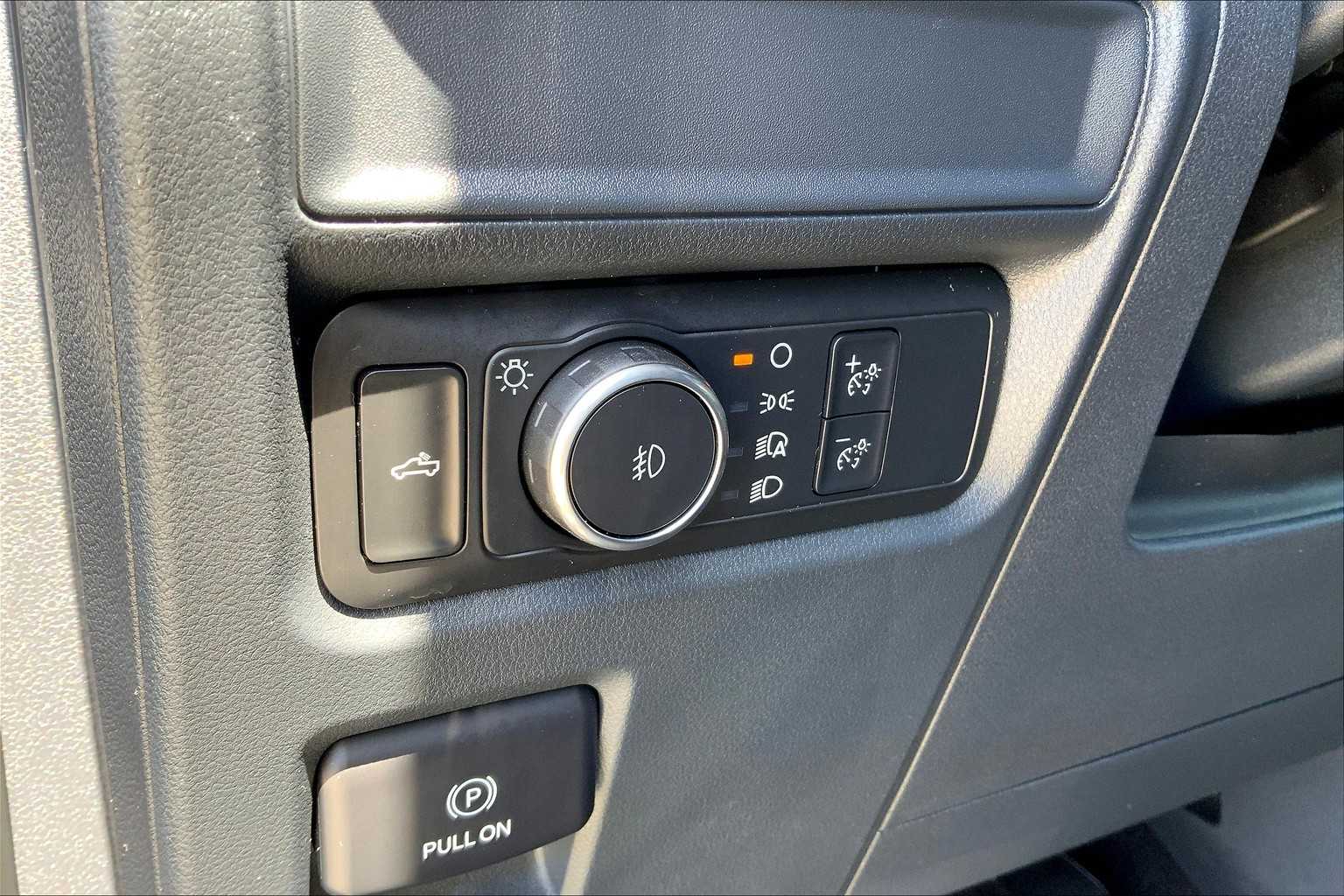 2022 Ford F-150 XL photo 33