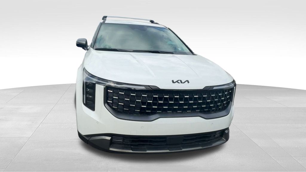 2025 Kia Carnival SX photo 3