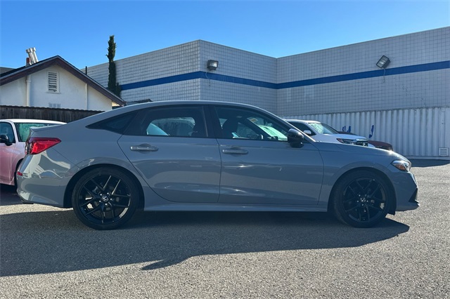 2023 Honda Civic Sport photo 3