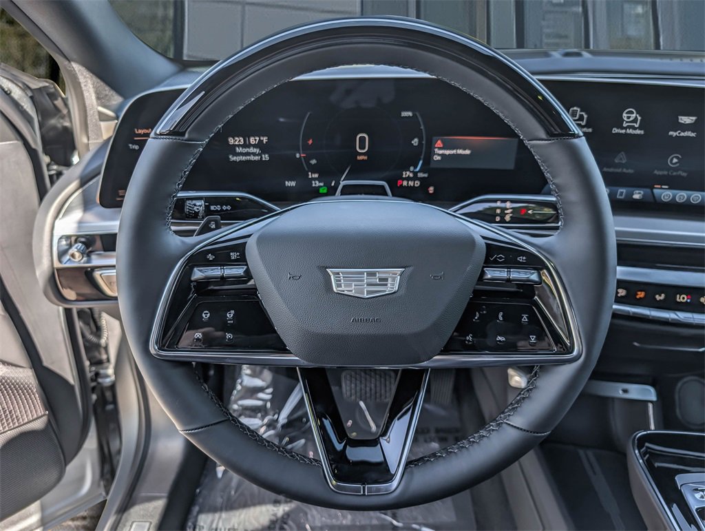 2026 Cadillac Lyriq Luxury photo 14
