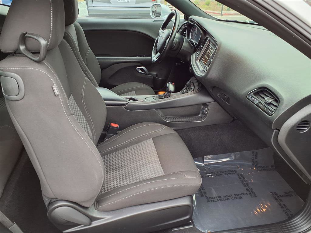 2023 Dodge Challenger SXT photo 19