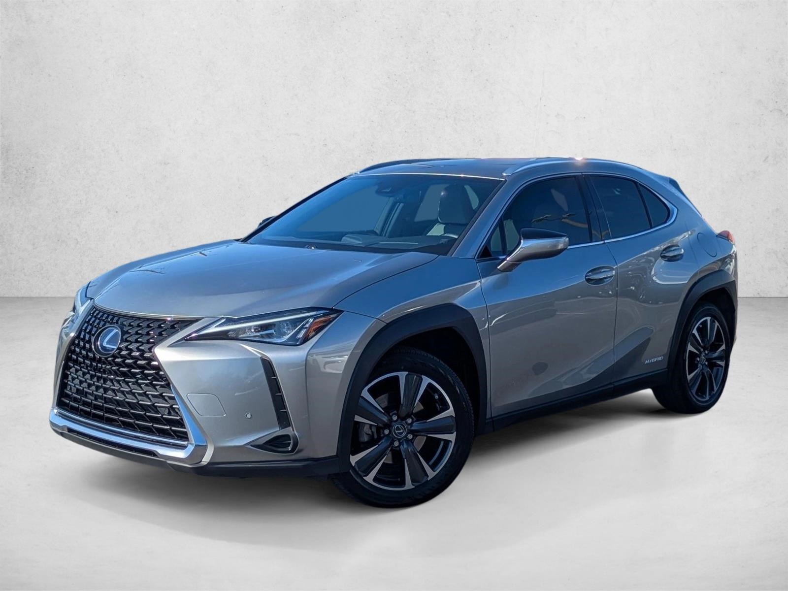 2020 Lexus UX Hybrid 250h's photo
